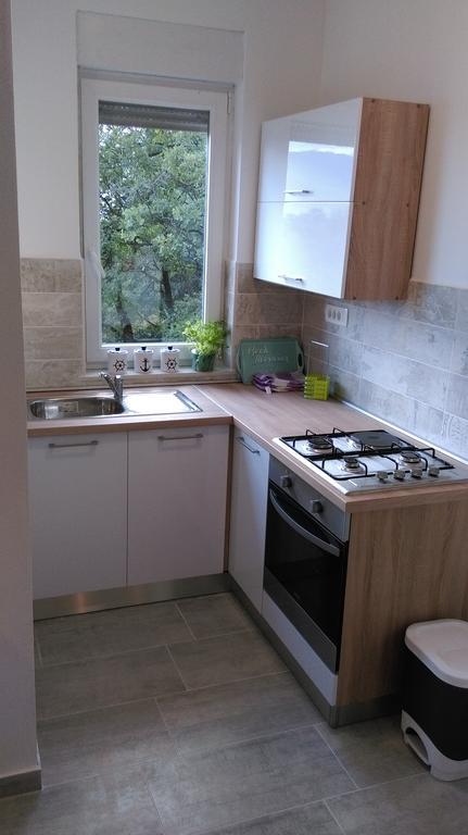 Julie 4 * Rijeka